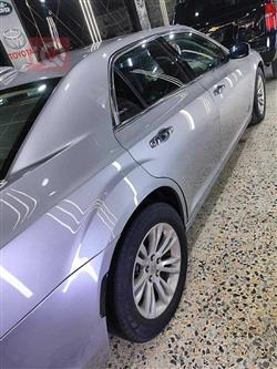 کرایسلەر 300